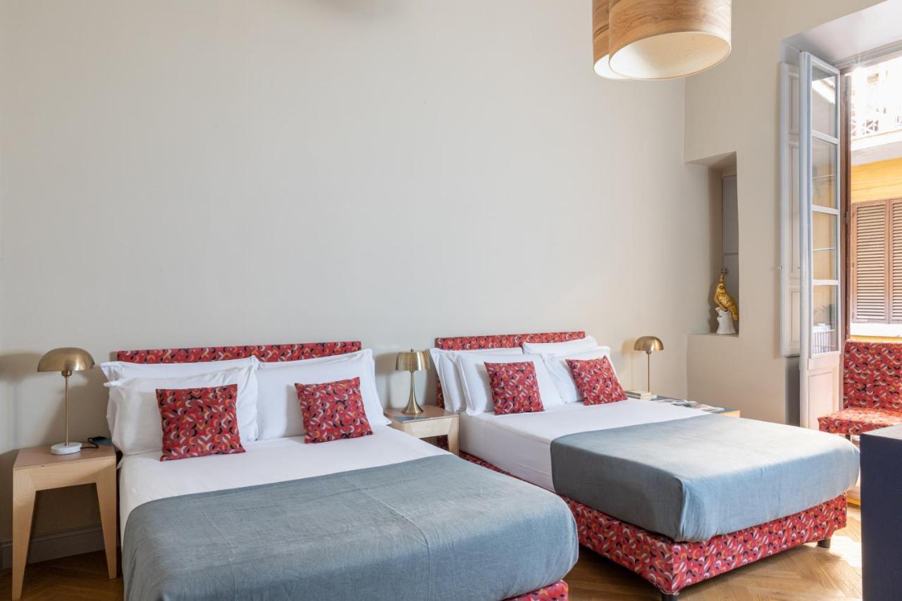Glance In Hotel Roma