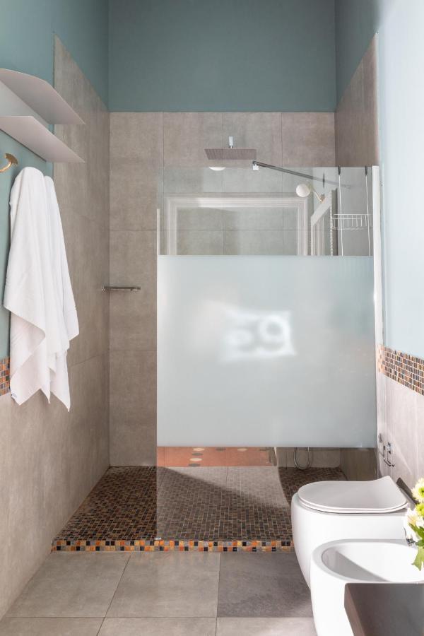 Glance In Hotel Roma